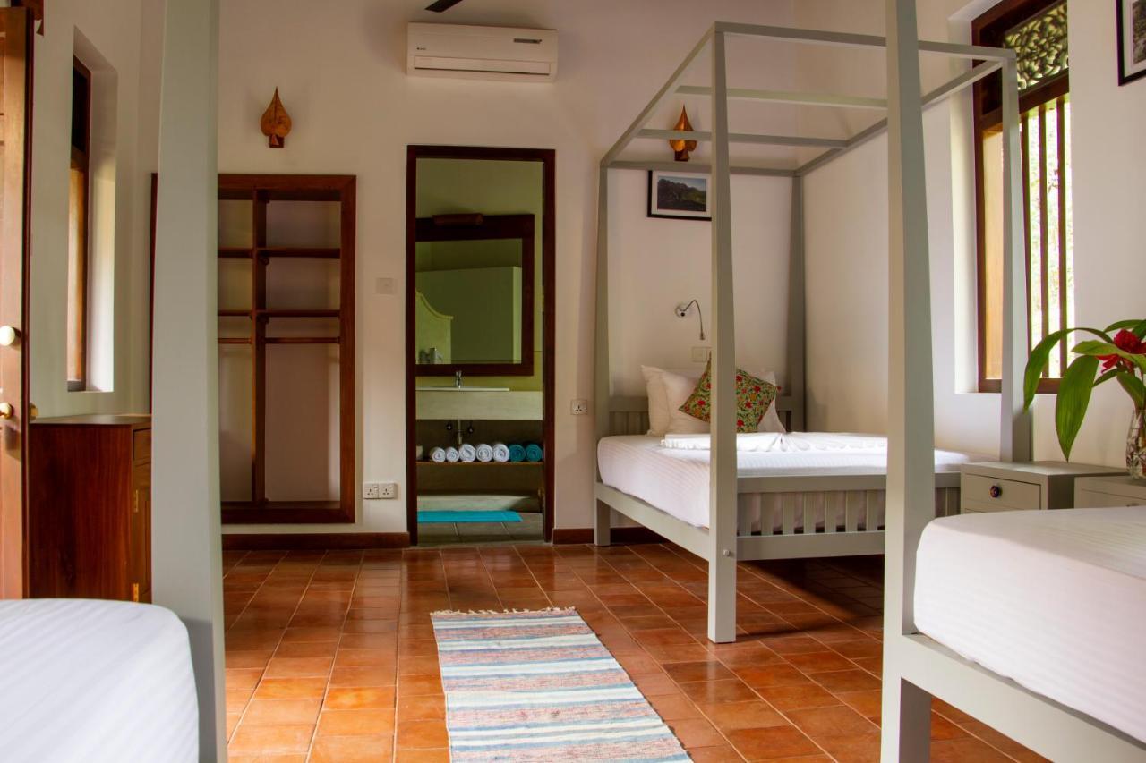 Bed and Breakfast Sri Yoga Shala Unawatuna Exterior foto